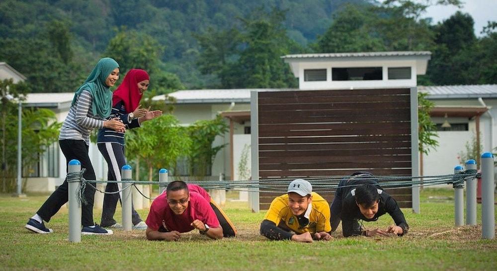 Erya By Suria Hot Spring Bentong Hotel Екстериор снимка