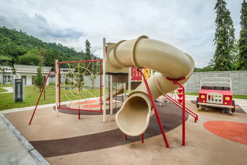 Erya By Suria Hot Spring Bentong Hotel Екстериор снимка