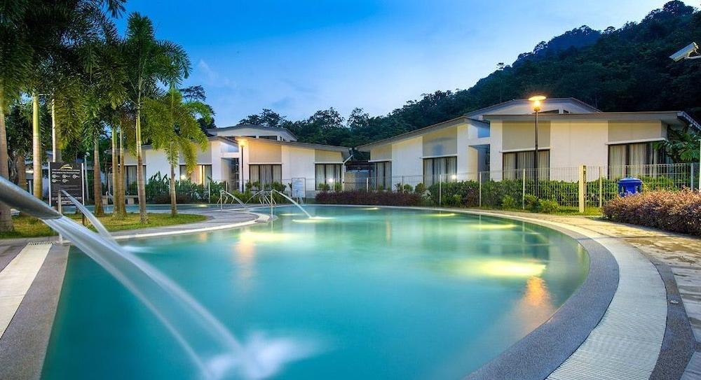 Erya By Suria Hot Spring Bentong Hotel Екстериор снимка