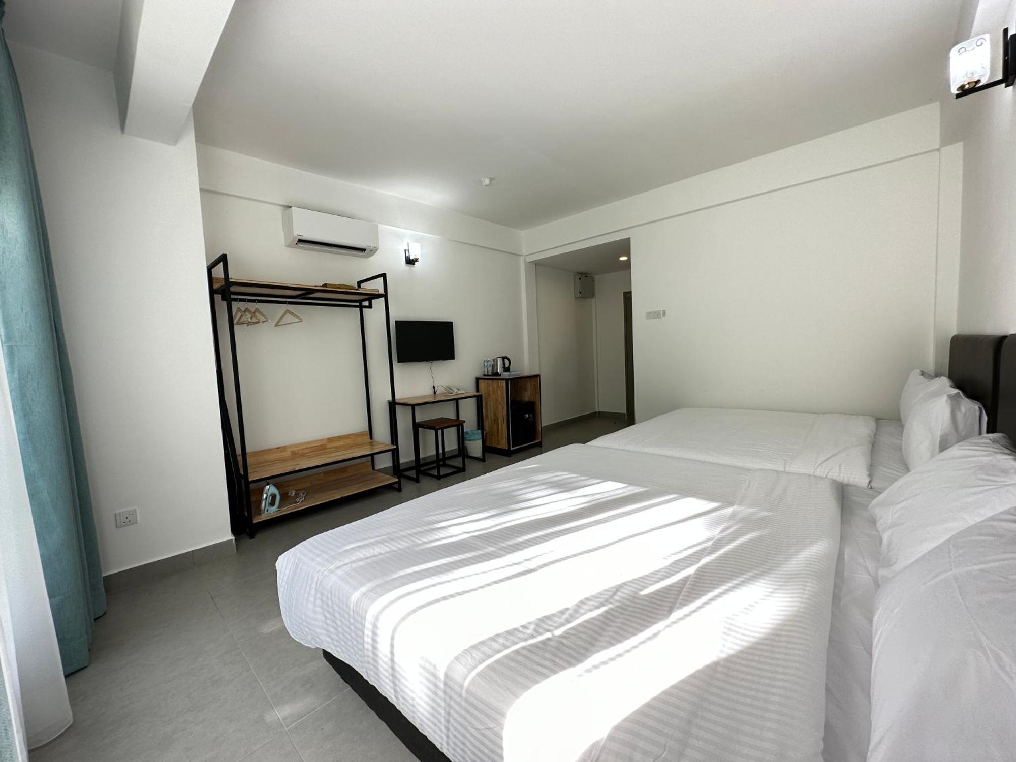 Erya By Suria Hot Spring Bentong Hotel Екстериор снимка