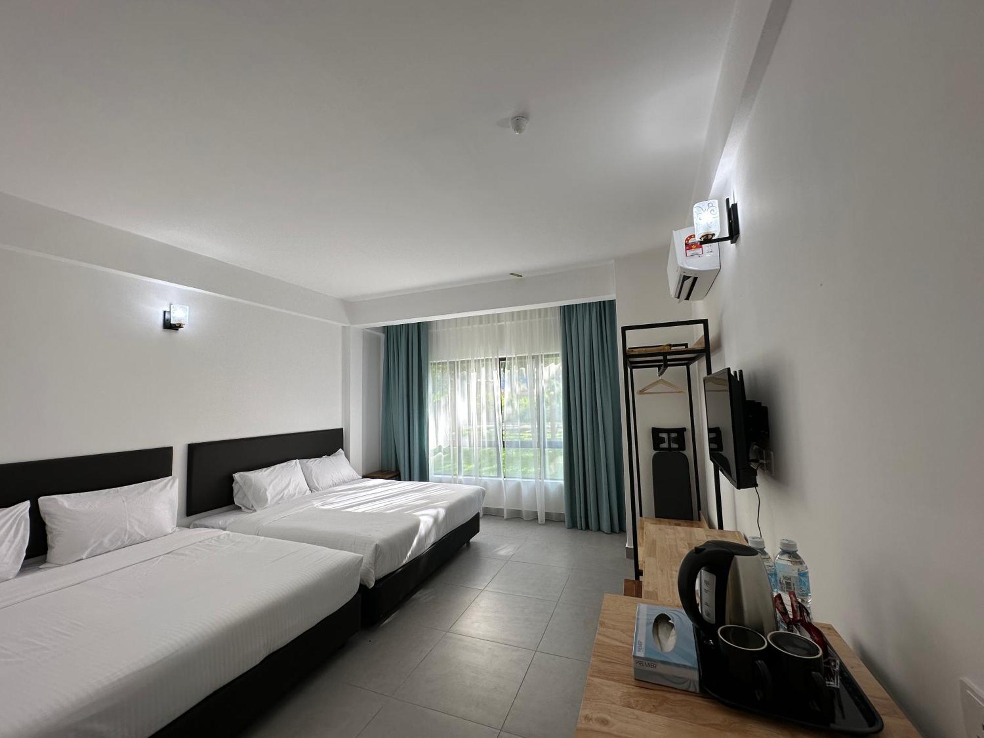 Erya By Suria Hot Spring Bentong Hotel Екстериор снимка