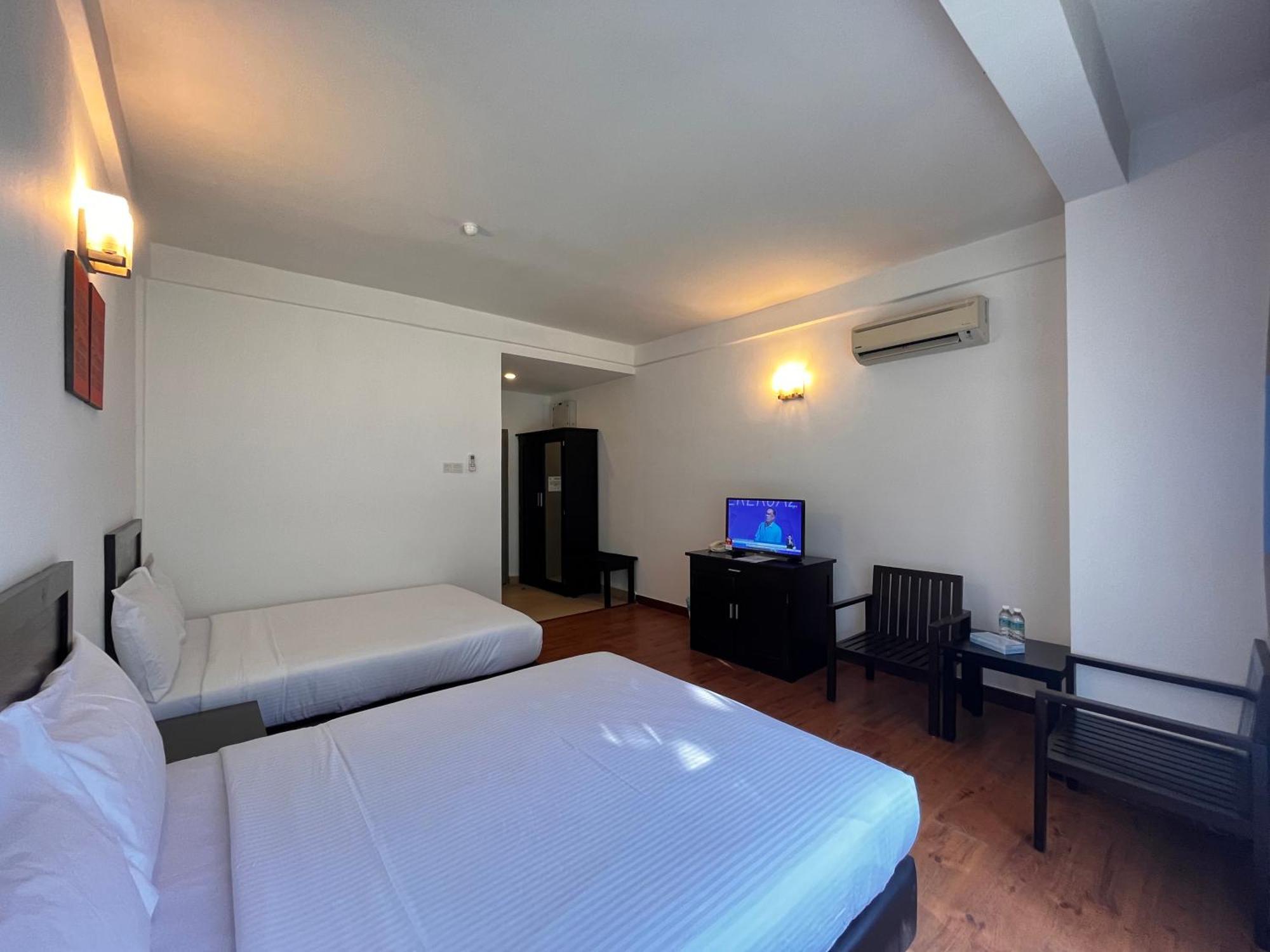 Erya By Suria Hot Spring Bentong Hotel Екстериор снимка