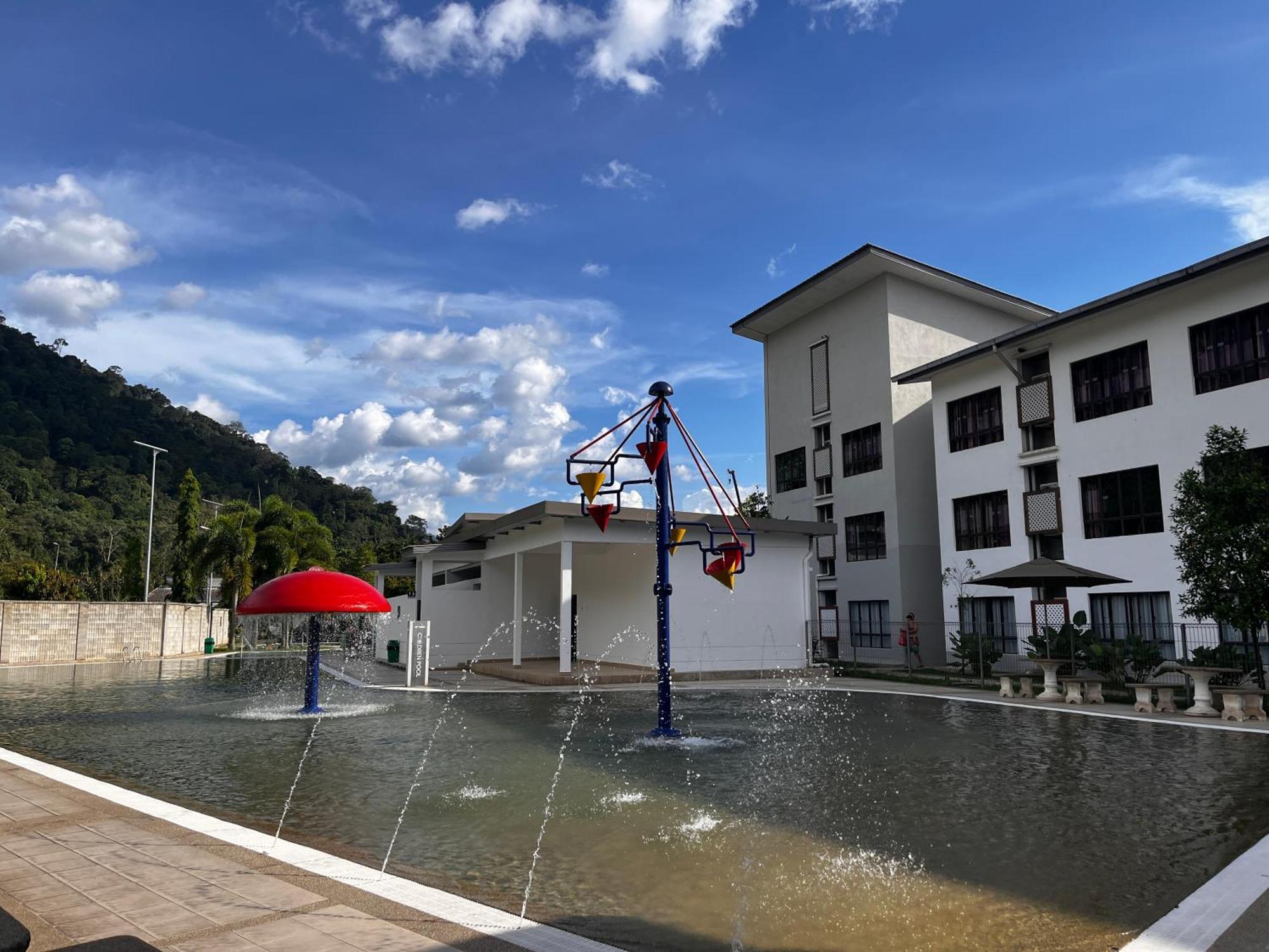 Erya By Suria Hot Spring Bentong Hotel Екстериор снимка