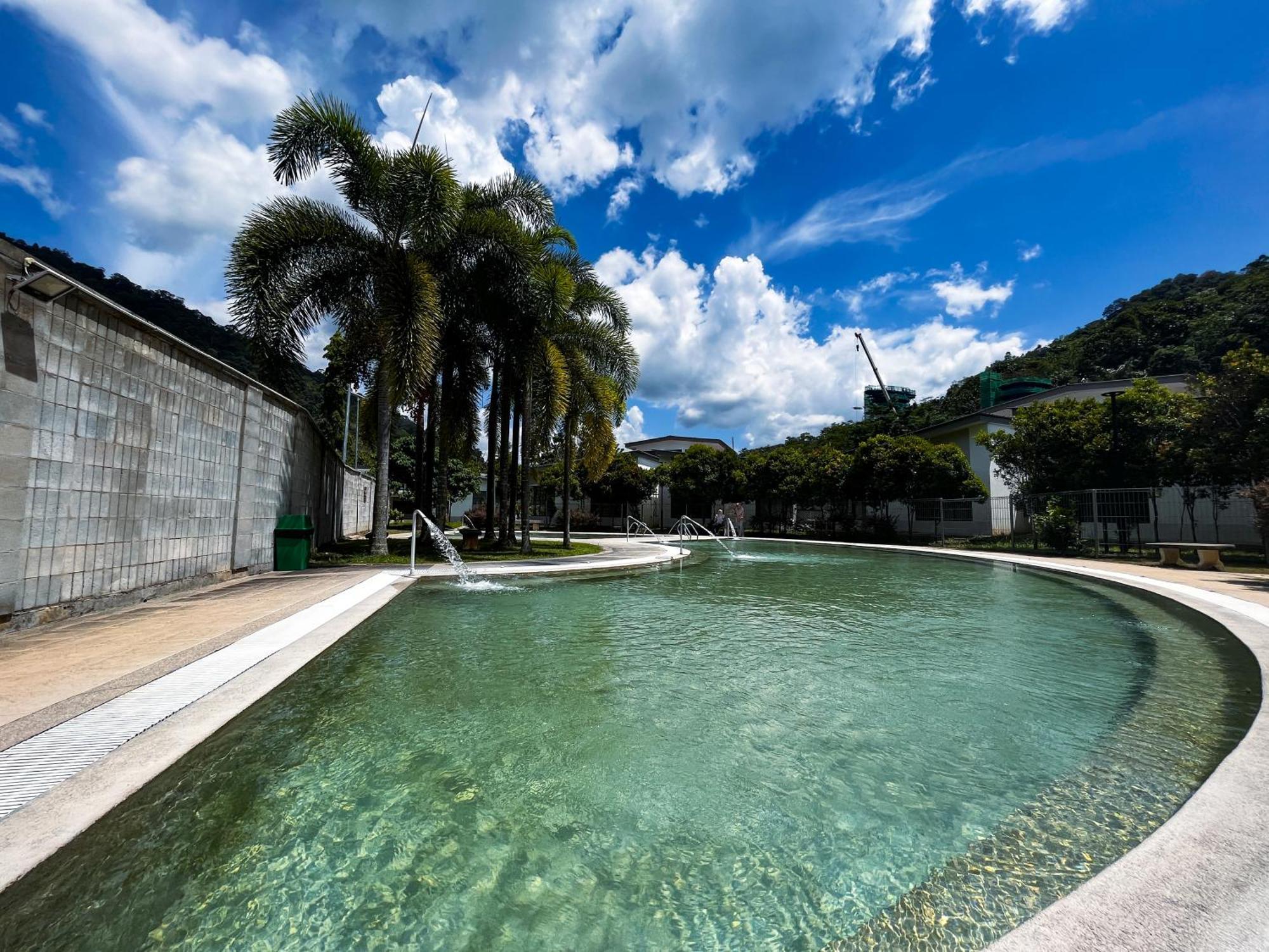 Erya By Suria Hot Spring Bentong Hotel Екстериор снимка
