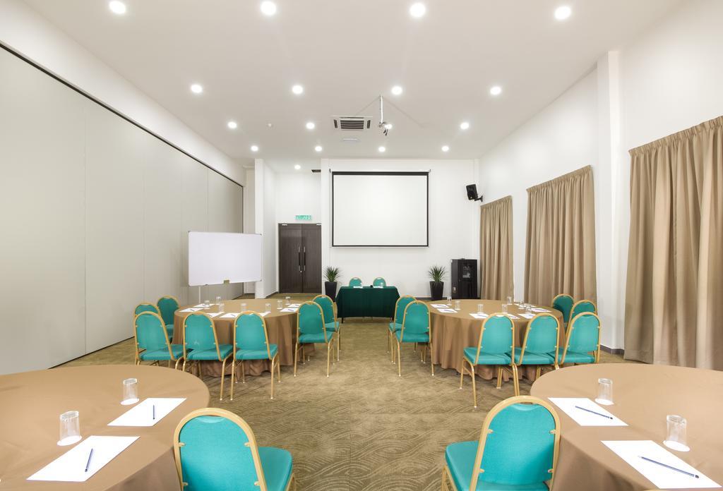 Erya By Suria Hot Spring Bentong Hotel Екстериор снимка