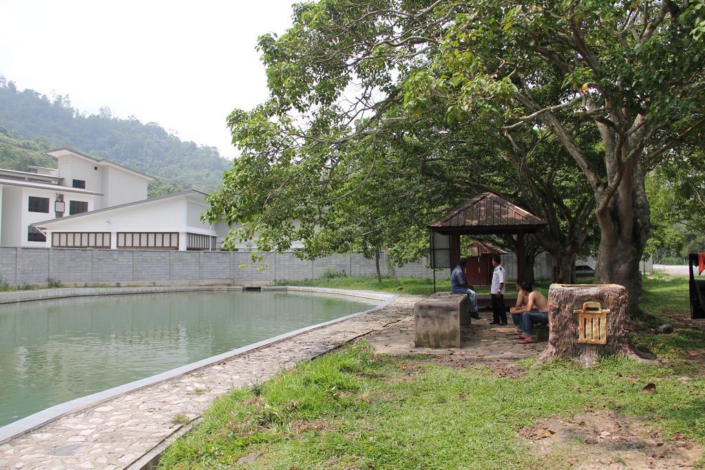 Erya By Suria Hot Spring Bentong Hotel Екстериор снимка