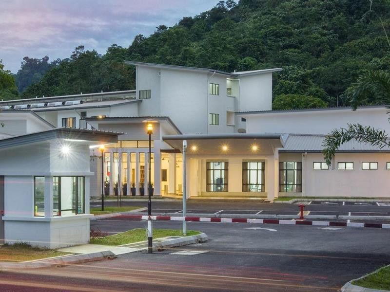 Erya By Suria Hot Spring Bentong Hotel Екстериор снимка