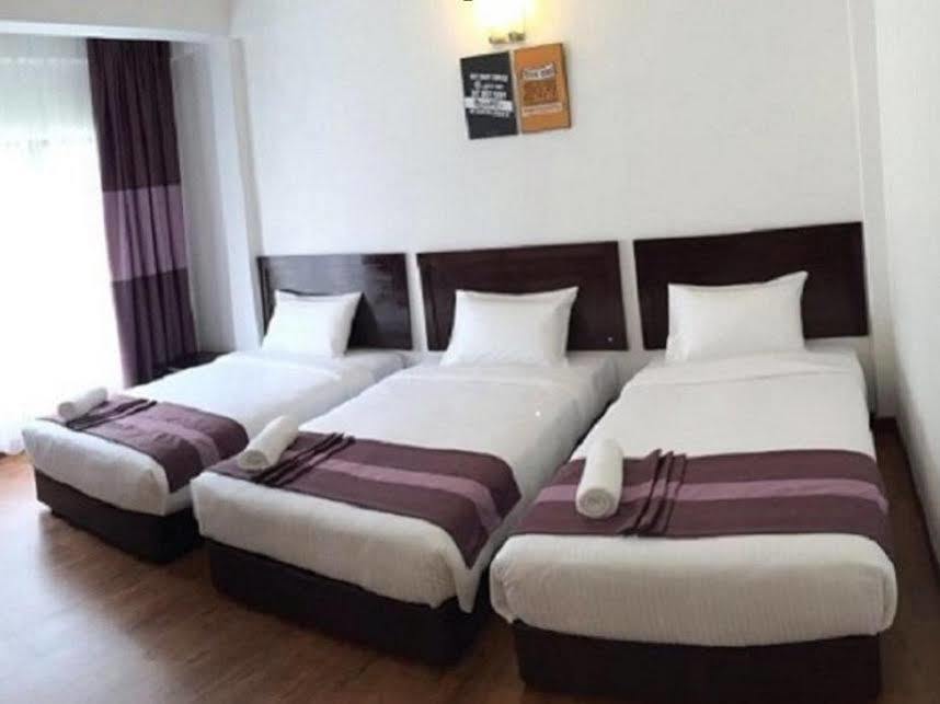 Erya By Suria Hot Spring Bentong Hotel Екстериор снимка