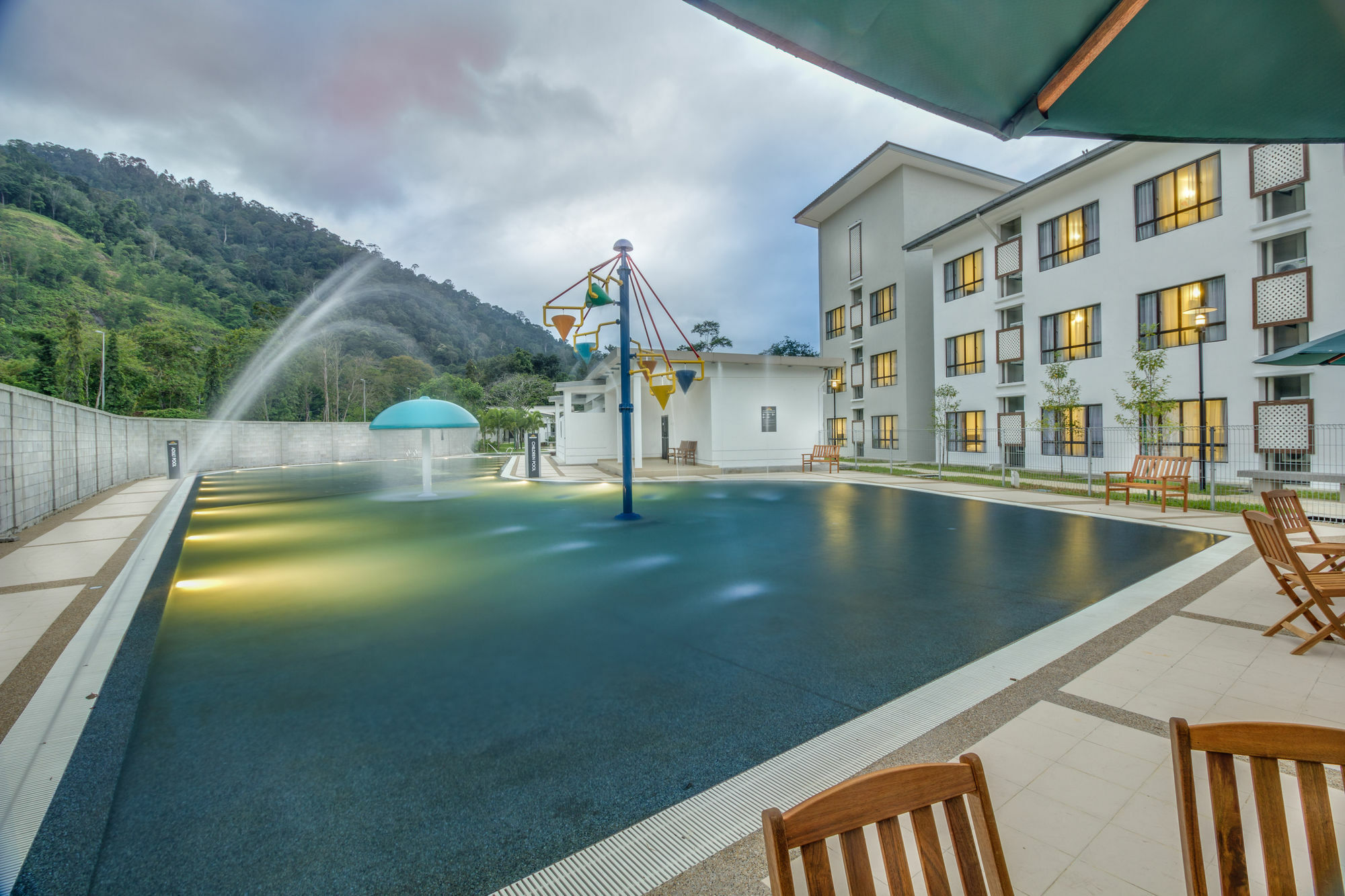 Erya By Suria Hot Spring Bentong Hotel Екстериор снимка